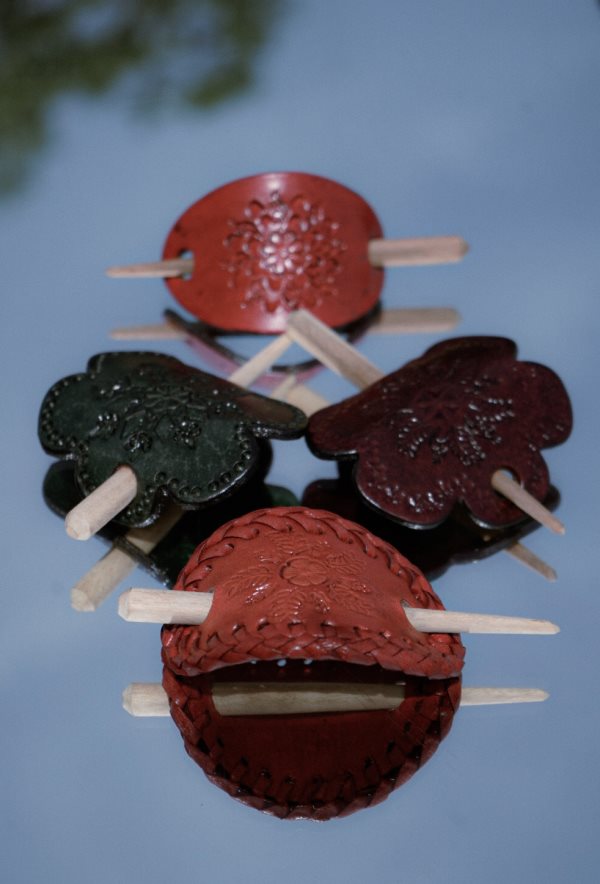 Hair clips